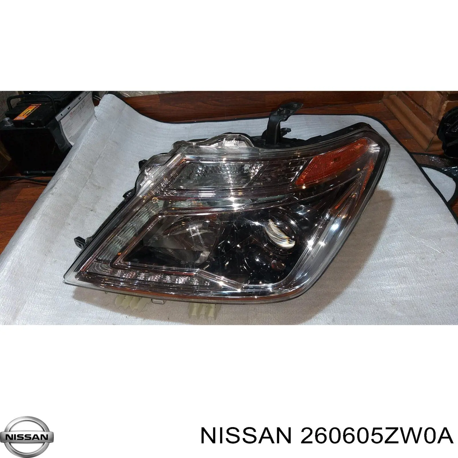 260605ZW0A Nissan/Infiniti Фара дальнього світла в зборі