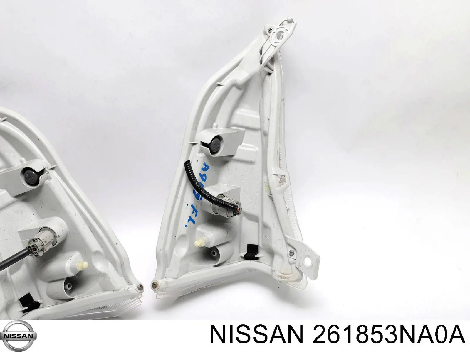Поворотник лівий Nissan/Infiniti 261853NA0A ціна, від 50.66 USD