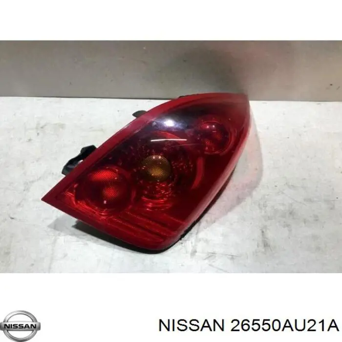 26550AU21A Nissan ліхтар задній правий