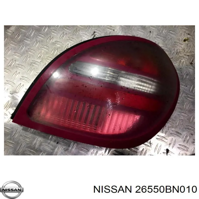 Купити 26550BN010 Nissan/Infiniti Задня права фара