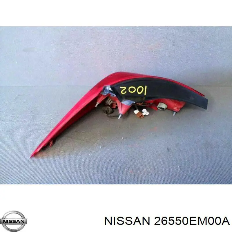 Ліхтар задній правий Nissan Tiida (C11X) (Нісан Тііда)