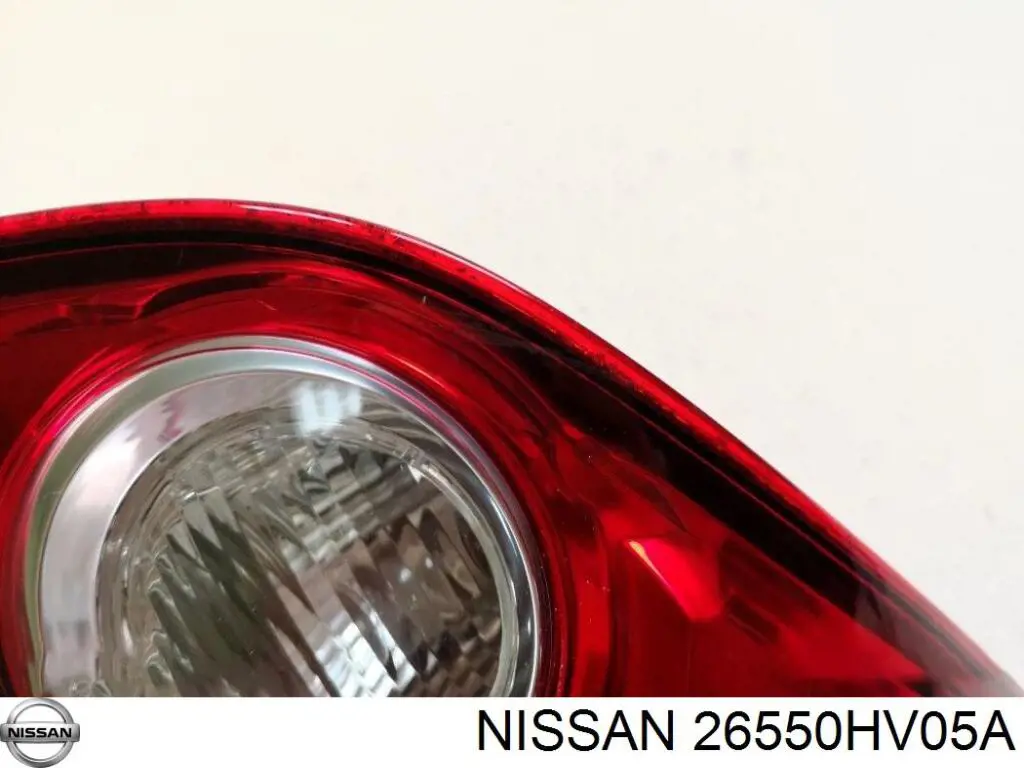 Купити Задня права фара Nissan Qashqai II J11