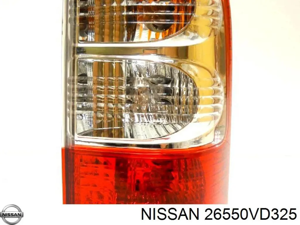 Ліхтар задній правий Nissan Patrol (Y61) (Нісан Патрол)