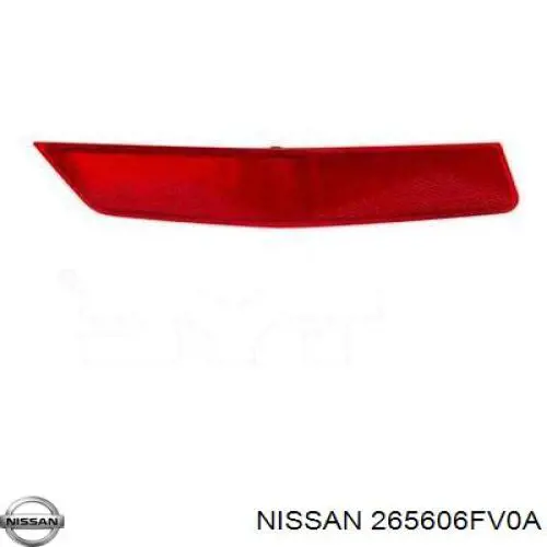 Катафот (відбивач) переднього бампера, правий 265606FV0A Nissan