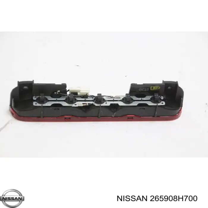 Купити Задній стоп Nissan X-Trail  T30