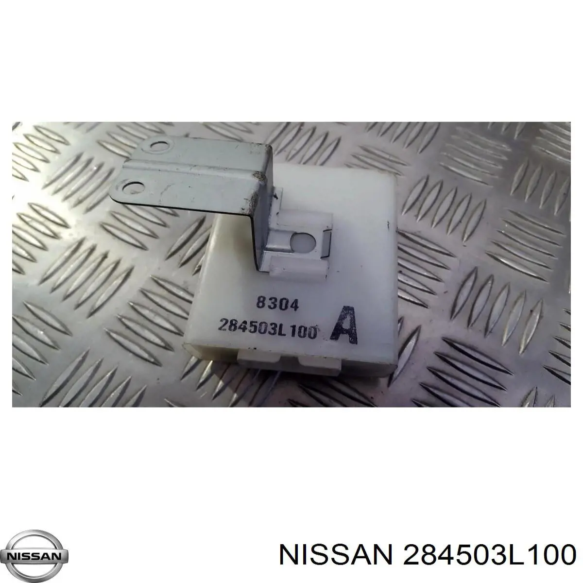  284503L100 Nissan