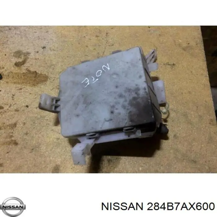 Коробка запобіжників Nissan/Infiniti 284B7AX600 ціна, від 152.37 USD