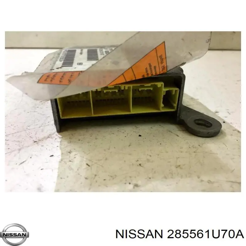  285561U70A Nissan