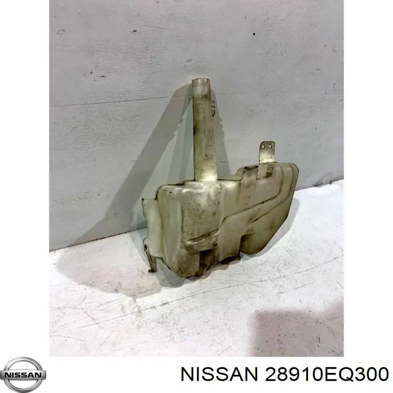 28910EQ300 Nissan/Infiniti Бачок склоомивача