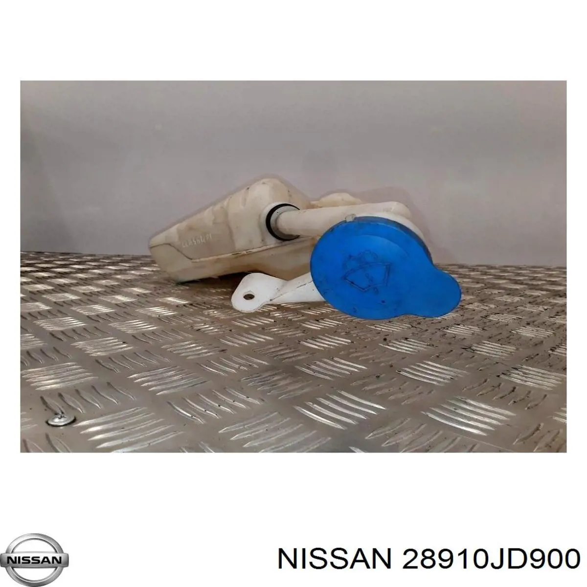 Купити Бачок омивача Nissan Qashqai I J10