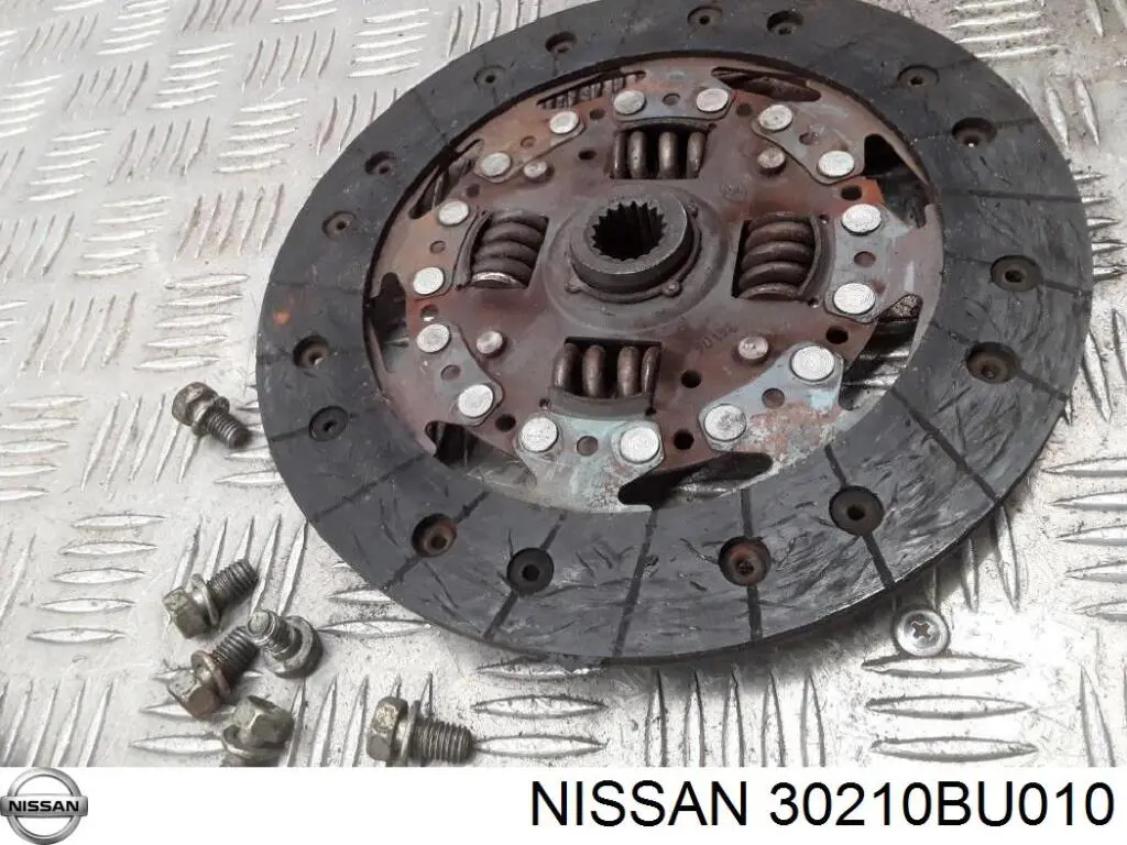 Корзина сцепления на Nissan Primera P11