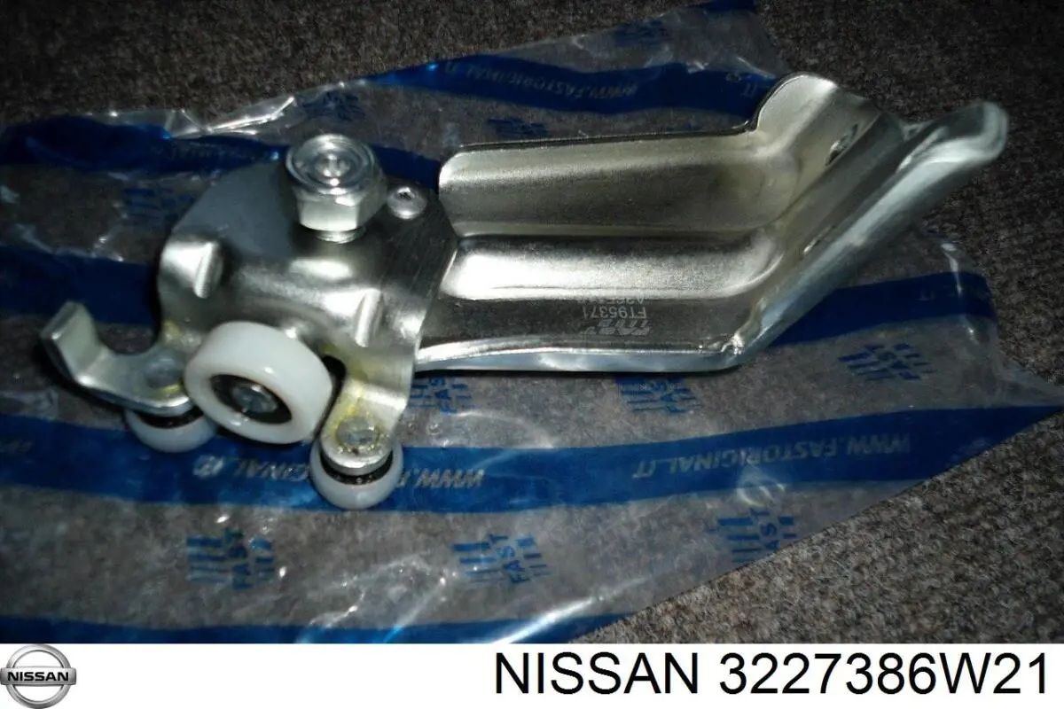 Купити 3227386W21 Nissan/Infiniti 
