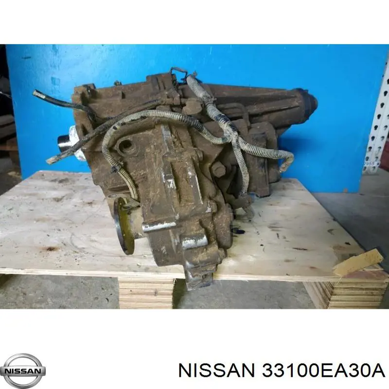 Раздатка, коробка роздавальна 33100EA30A Nissan