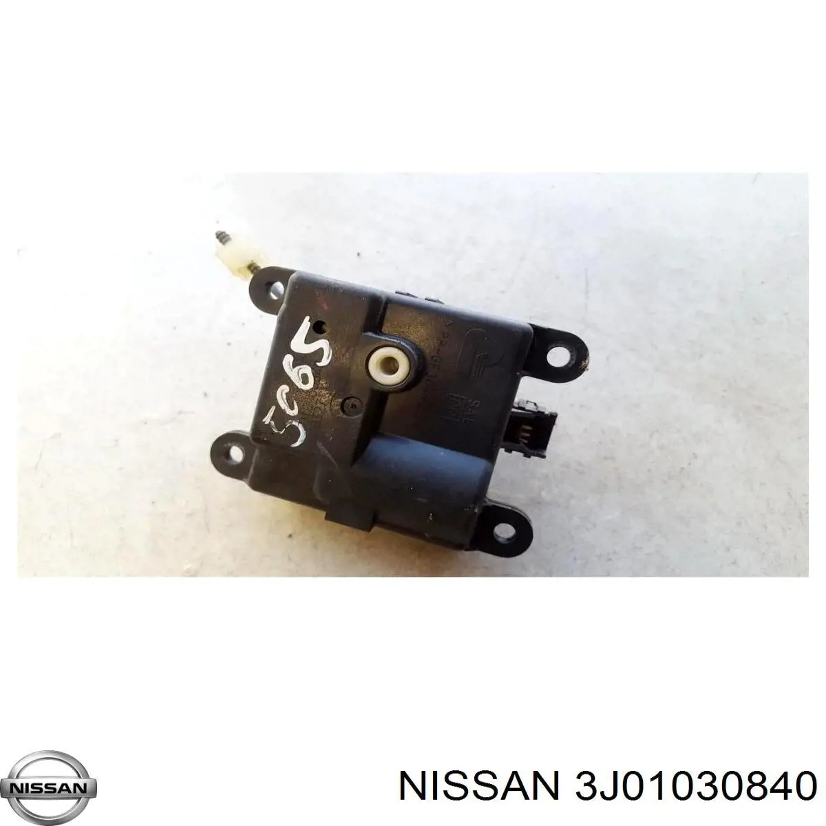  3J01030840 Nissan/Infiniti