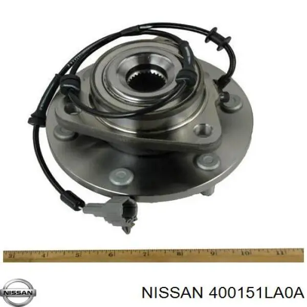 400151LA0A Nissan/Infiniti Цапфа передня ліва