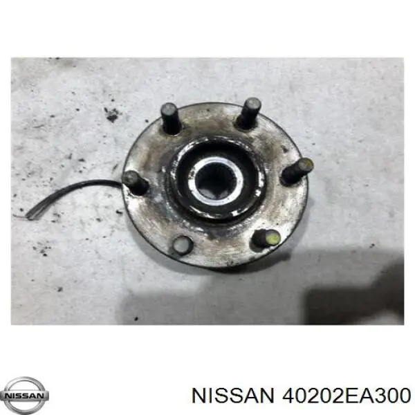 Передня маточина 40202EA300 Nissan/Infiniti