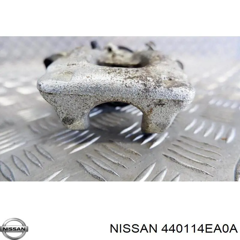 Супорт гальмівний задній лівий Nissan Qashqai 2 (J11) (Нісан Кашкай)
