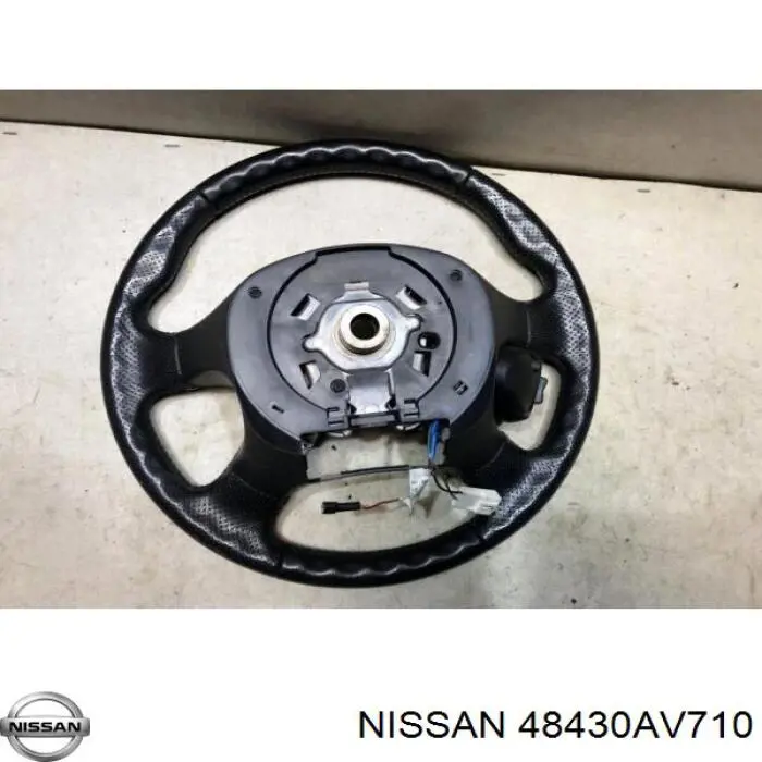 Рульове колесо на Nissan Almera II N16