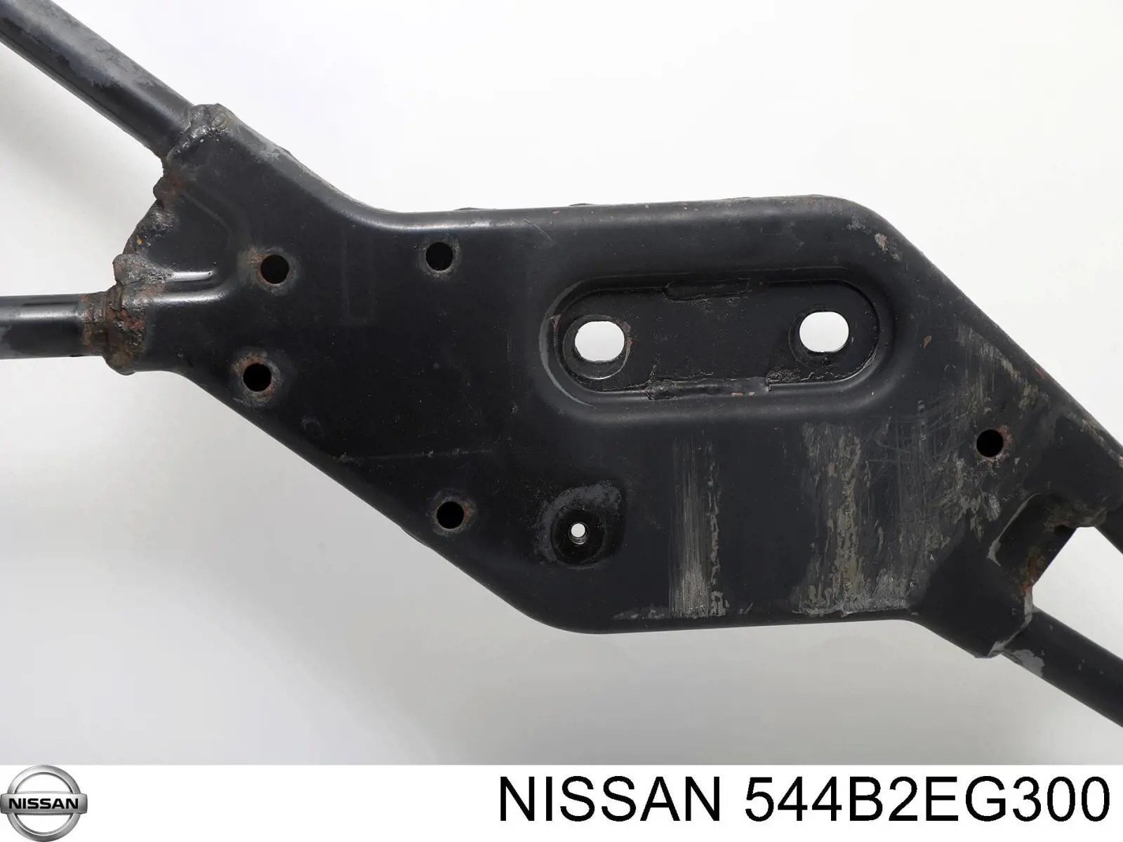 Купити 544B2EG300 Nissan/Infiniti Балка передньої підвіски (підрамник), передня
