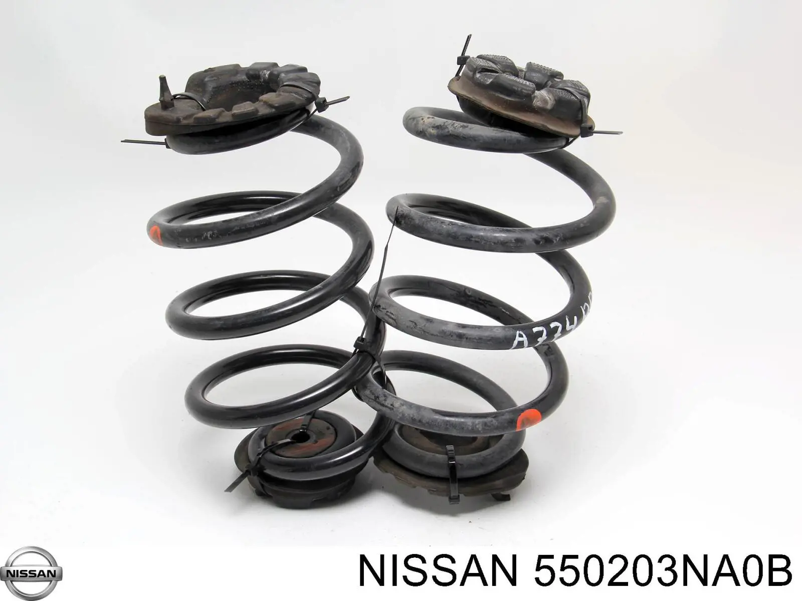 Пружина на Nissan leaf ZE0