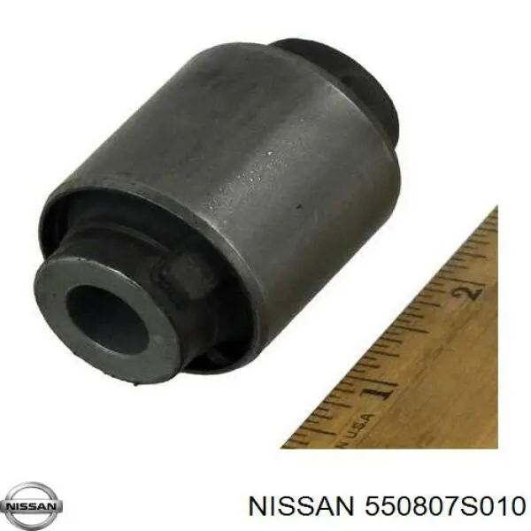 550807S010 Nissan/Infiniti Болт кріплення заднього нижнього важеля, зовнішній