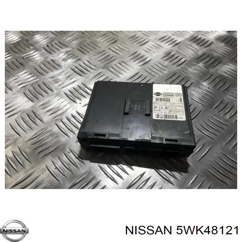 5WK48121 Nissan/Infiniti 