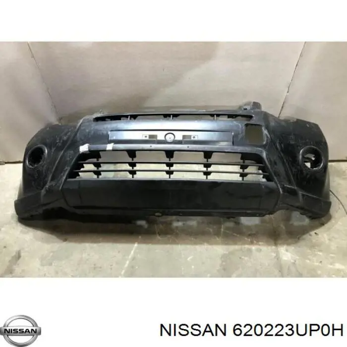 620223UP0H Nissan/Infiniti Бампер передній в зборі