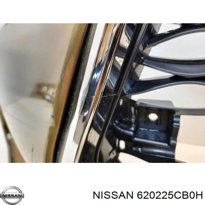 620225CB0H Nissan/Infiniti Бампер передній в зборі