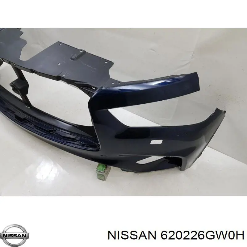 620226GW0H Nissan/Infiniti Бампер передній в зборі