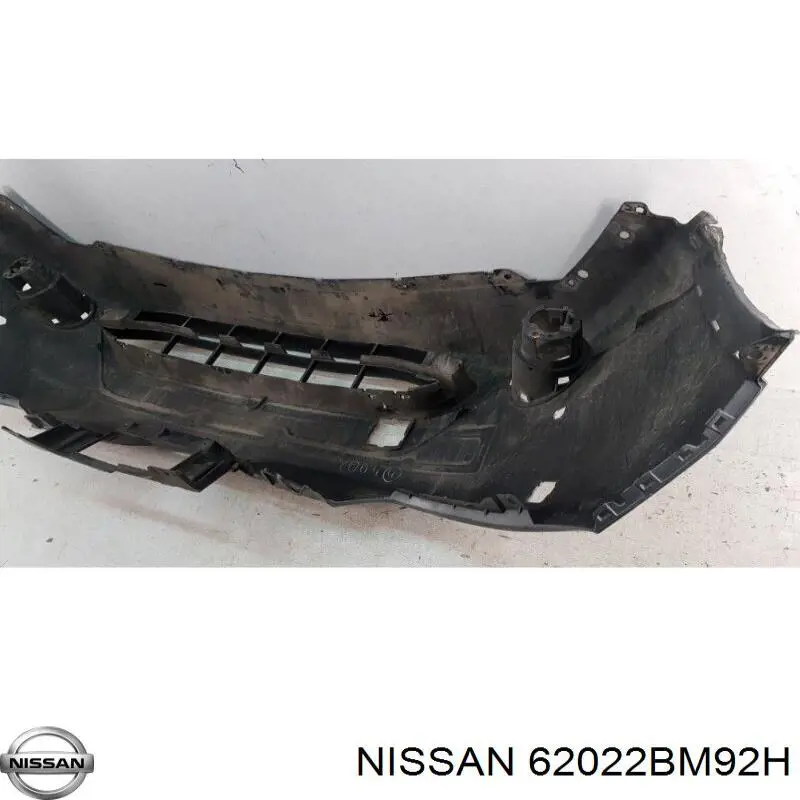 Передній бампер 62022BM92H Nissan/Infiniti