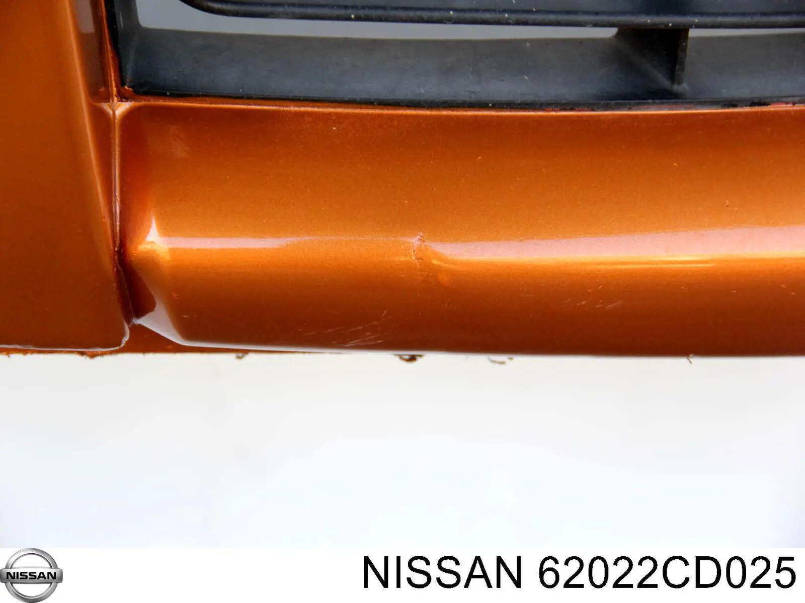 Передній бампер на Nissan 350 Z 