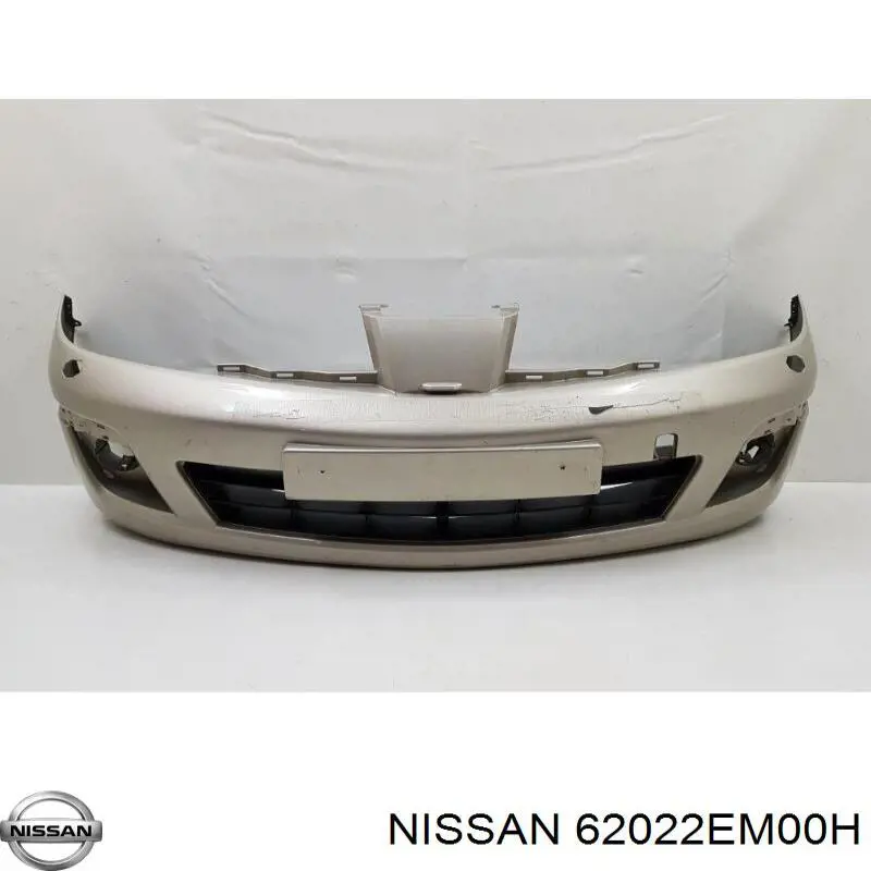 62022EM00H Nissan/Infiniti Бампер передній в зборі
