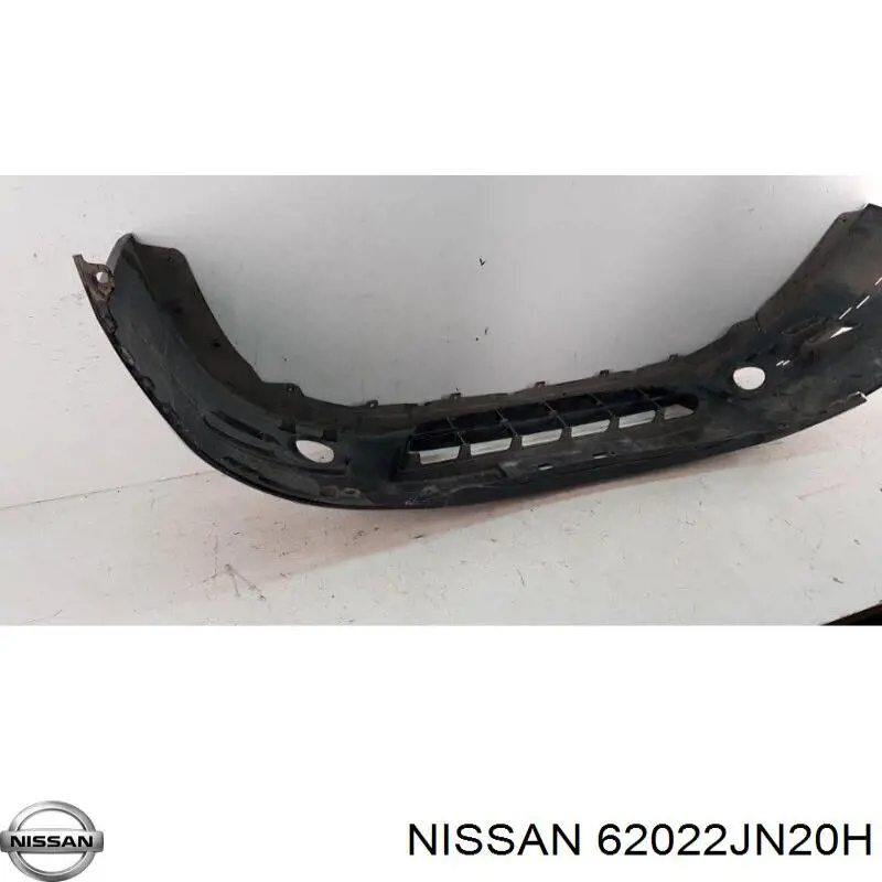62022JN20H Nissan/Infiniti Бампер передній в зборі