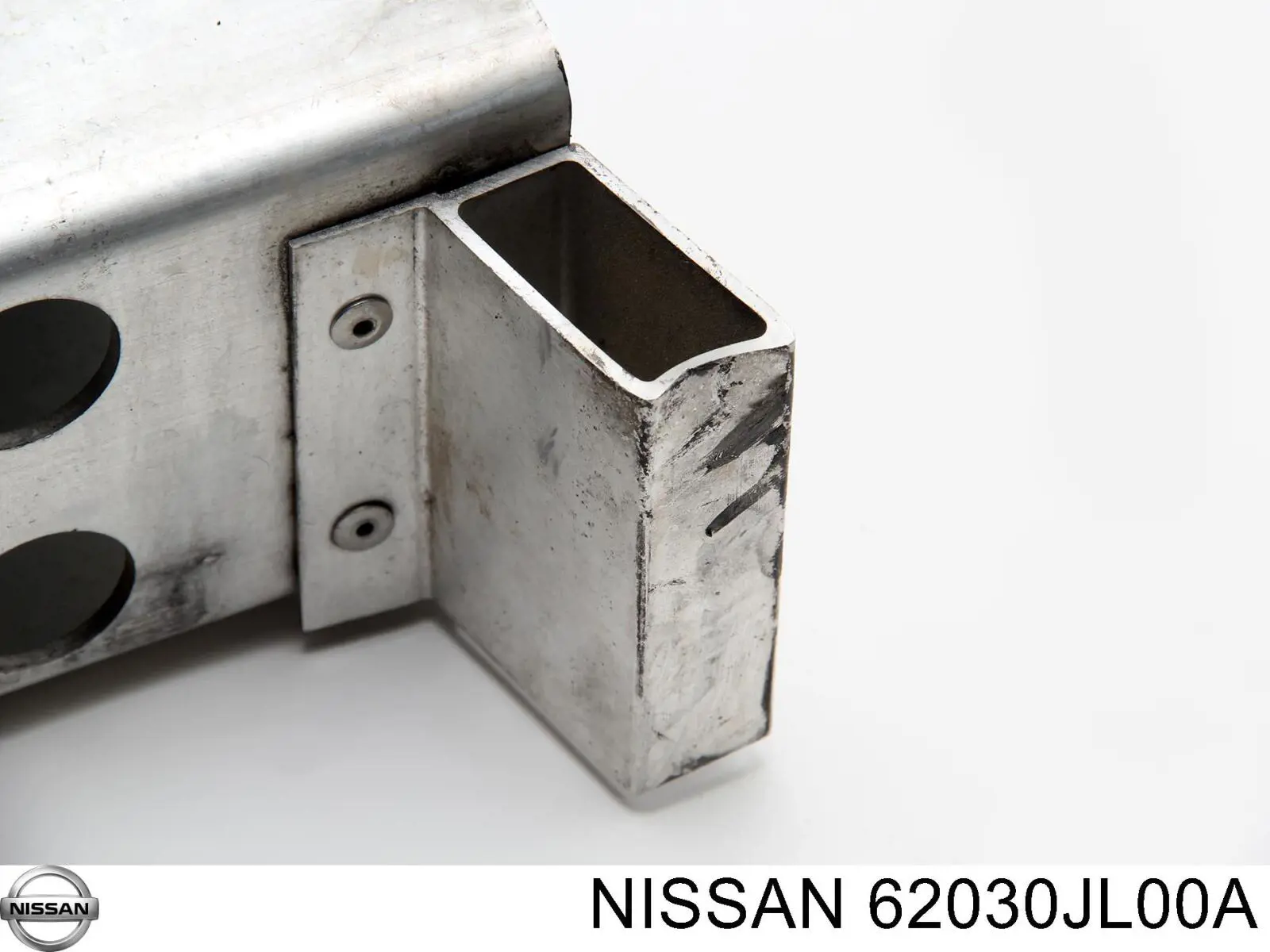 Шина бампера переднього Nissan/Infiniti 62030JL00A ціна, від 283.59 USD