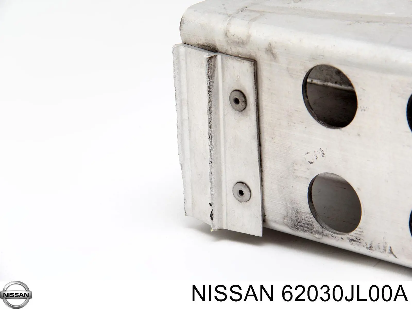 Підсилювач бампера переднього 62030JL00A Nissan/Infiniti
