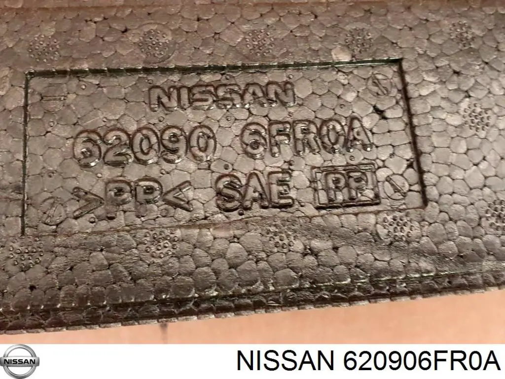 Абсорбер бампера переднього Nissan/Infiniti 620906FR0A ціна, від 63.33 USD