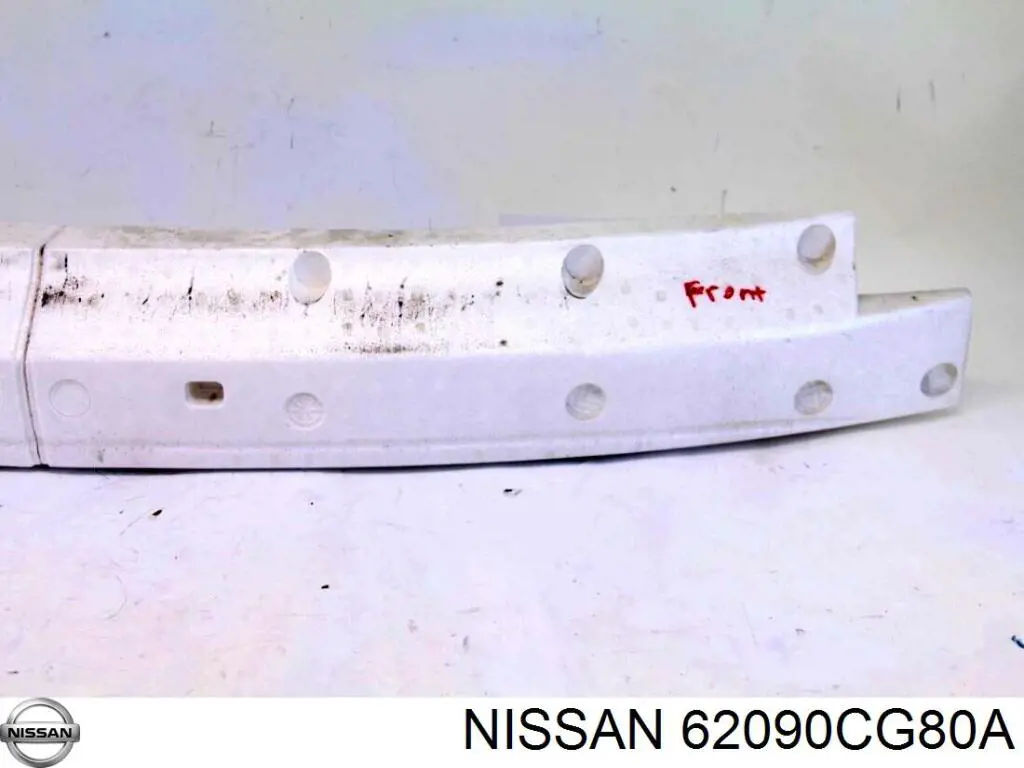 62090CG80A Nissan абсорбер (наповнювач бампера переднього)