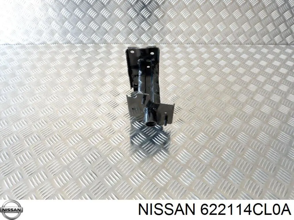 622114CL0A Nissan кронштейн підсилювача переднього бампера