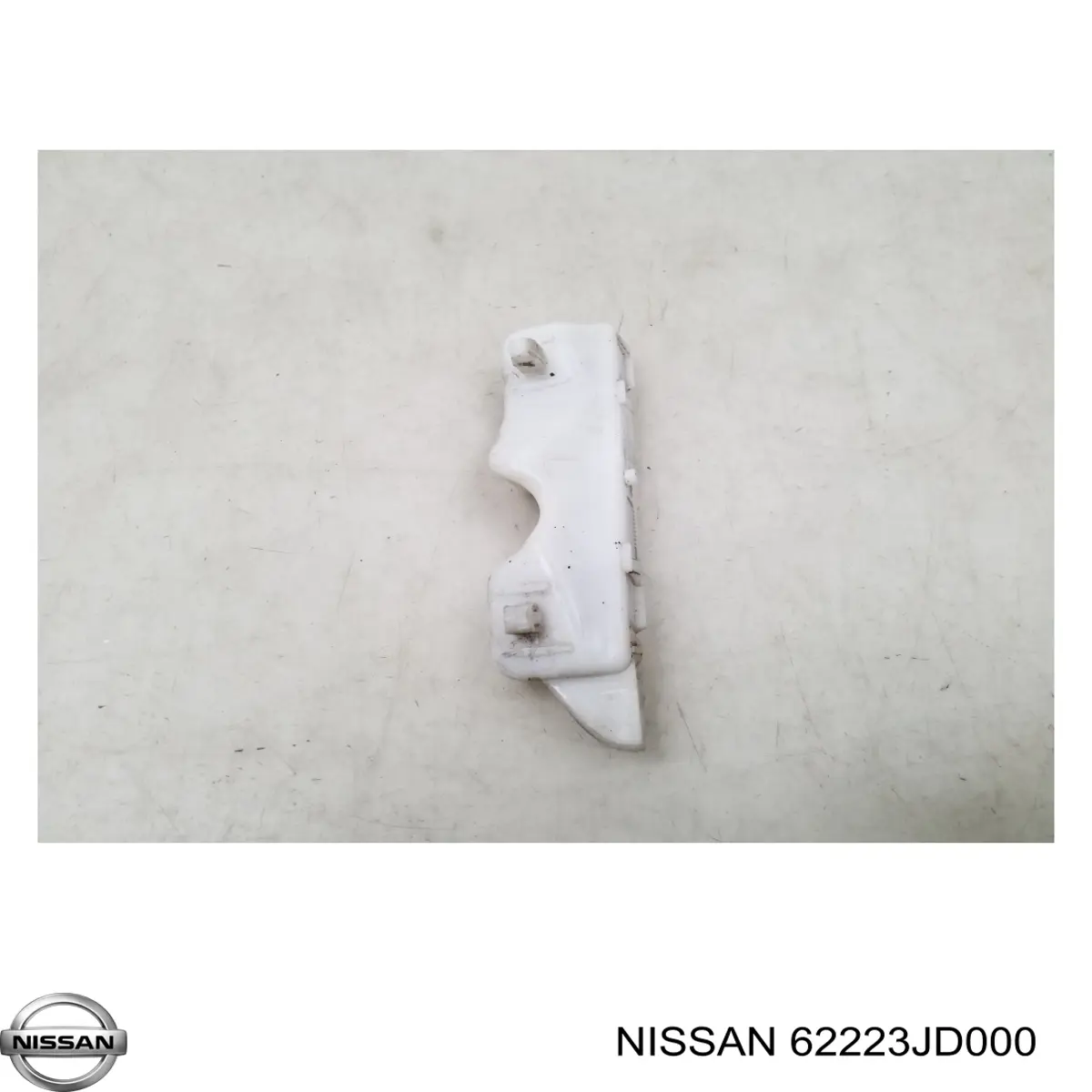 Купити 62223JD000 Nissan/Infiniti Кронштейн бампера переднього, лівий