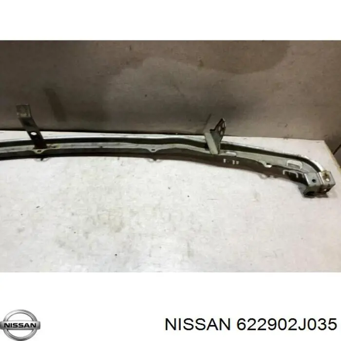 Підсилювач бампера переднього Nissan Primera 