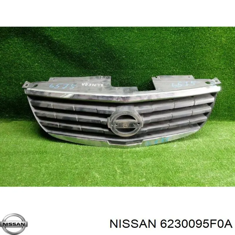 6230095F0A Nissan решітка радіатора