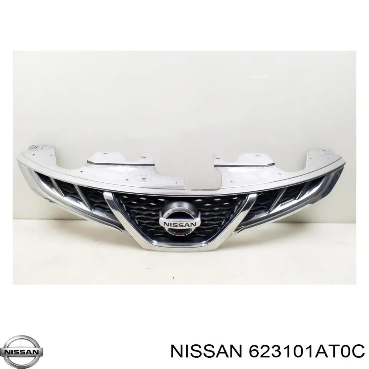 Купити 623101AT0C Nissan/Infiniti Захисна решітка радіатора