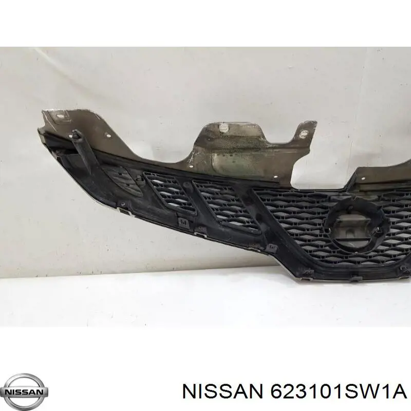 Облицювання радіатора Nissan/Infiniti 623101SW1A ціна, від 182.79 USD