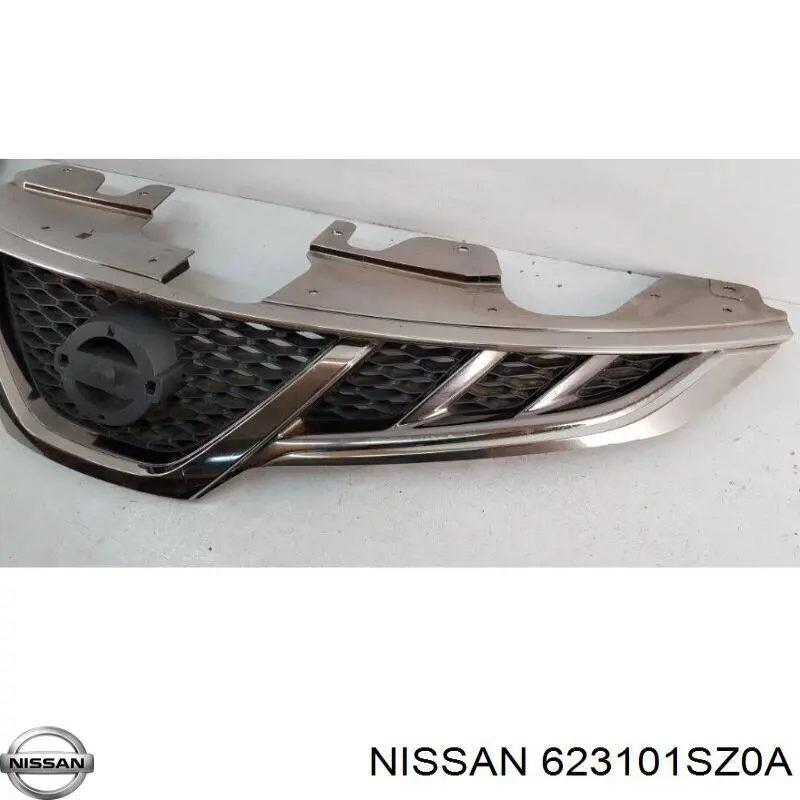 623101SZ0A Nissan решітка радіатора