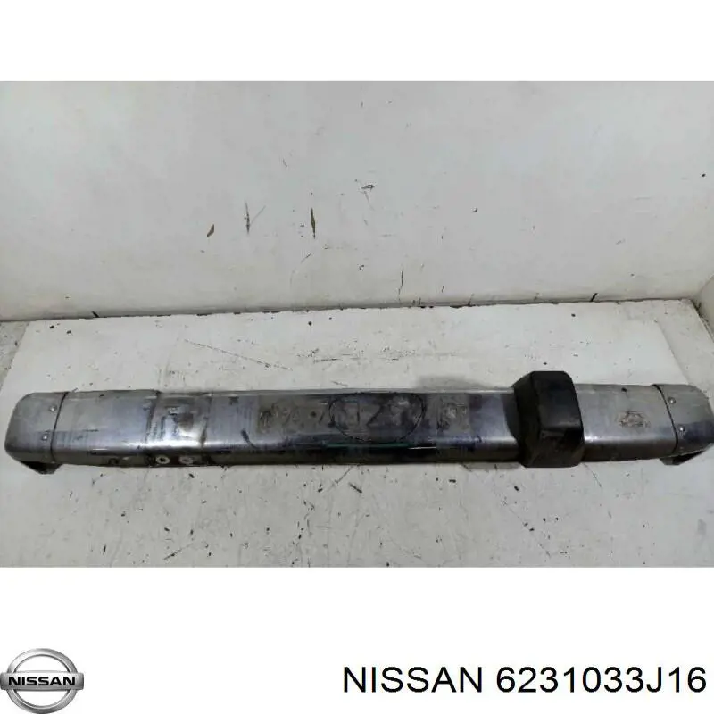  Решітка радіатора Nissan Patrol 