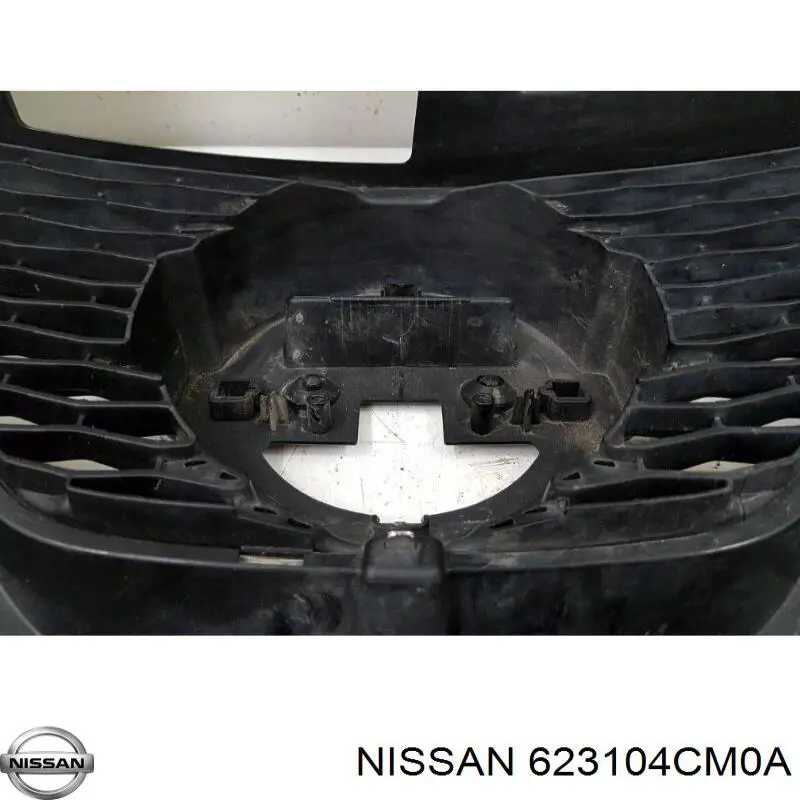 Купити 623104CM0A Nissan/Infiniti Захисна решітка радіатора