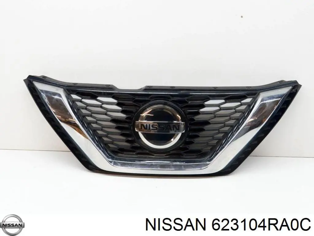 Купити 623104RA0C Nissan/Infiniti Захисна решітка радіатора