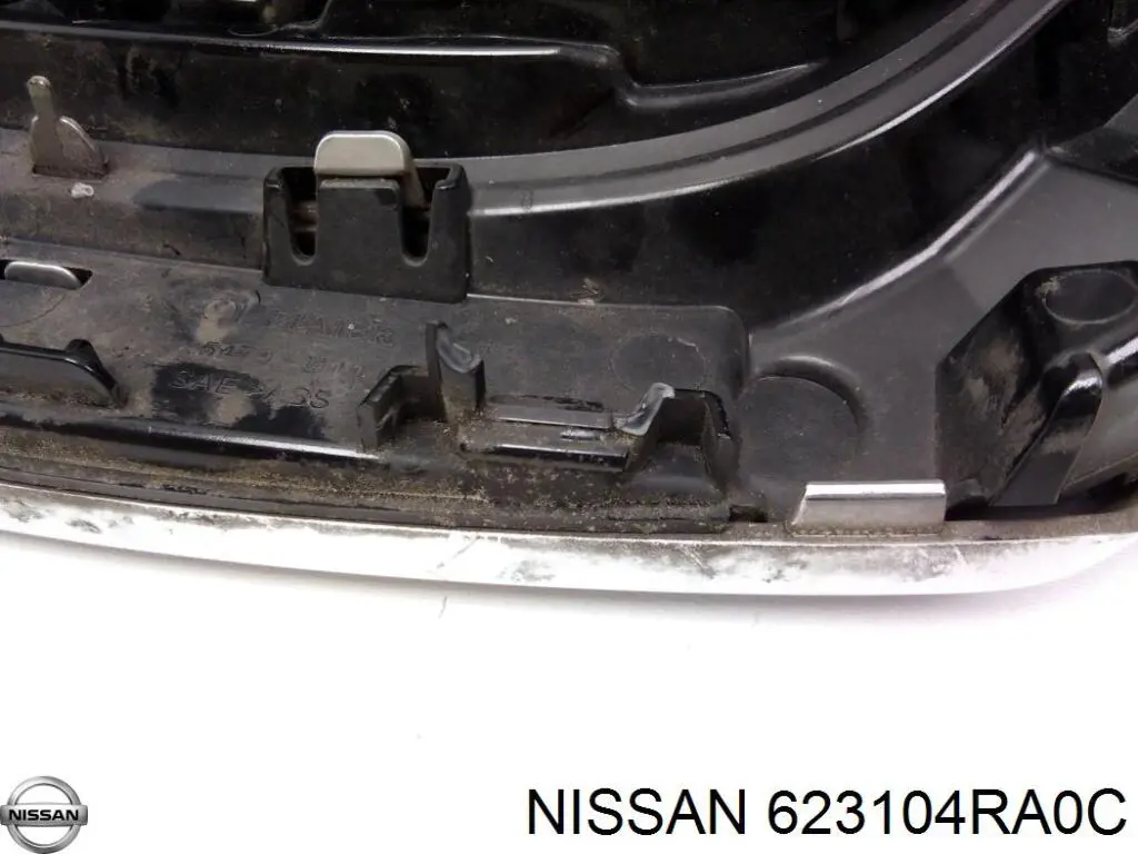 Облицювання радіатора Nissan/Infiniti 623104RA0C ціна, від 280.80 USD