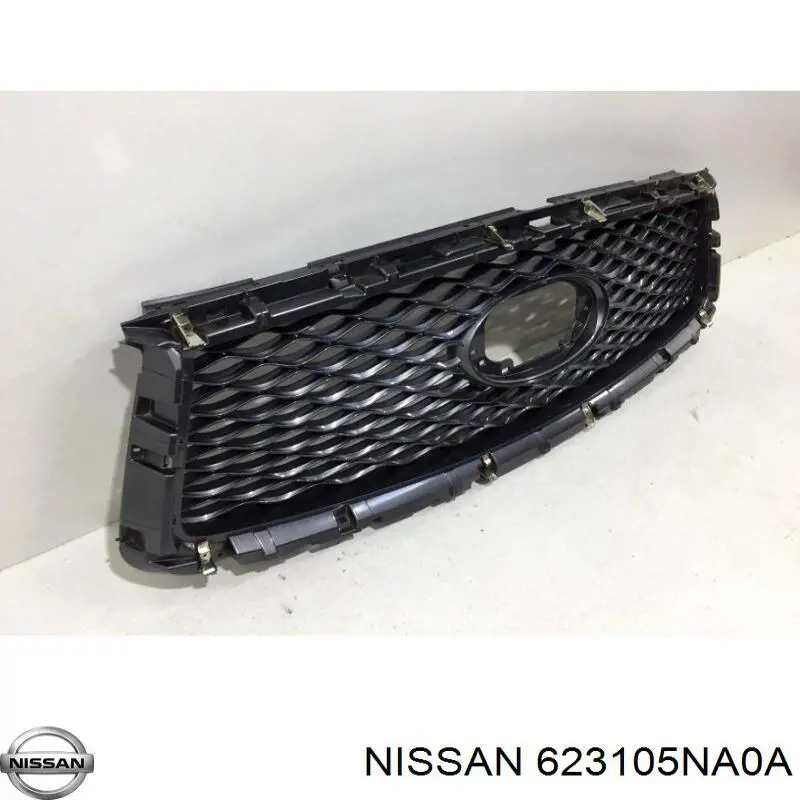 623105NA0A Nissan/Infiniti Решітка радіатора