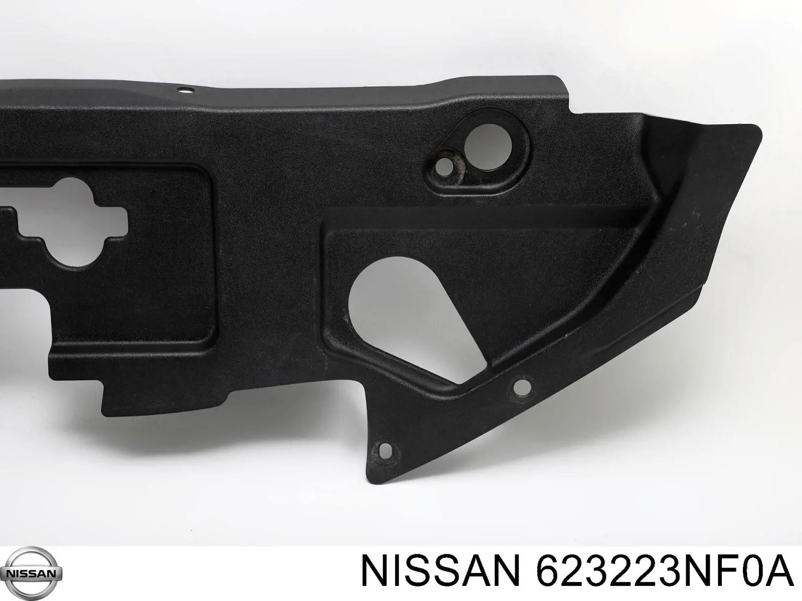 Облицювання радіатора Nissan/Infiniti 623223NF0A ціна, від 55.43 USD